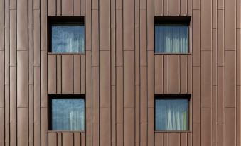 Wine & Books Porto Hotel