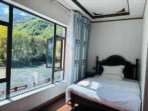 Heishui Zandenggabo Homestay