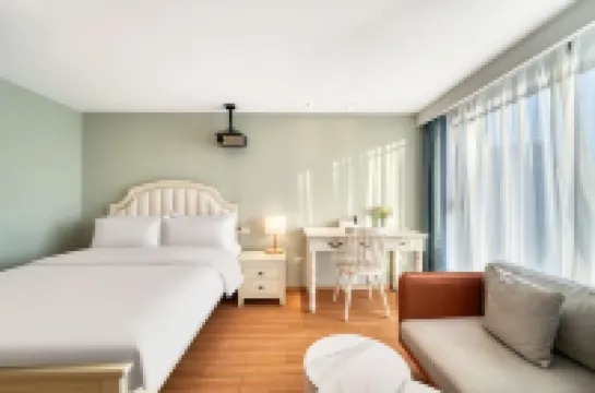 樸玥·巨幕美宿（浙大森林店）