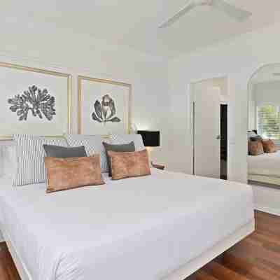 Alamanda Palm Cove by Lancemore Rooms