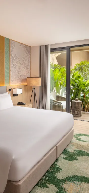 ห้องเตียงคิงไซส์ซูพีเรียเชื่อมกับสระว่ายน้ำ