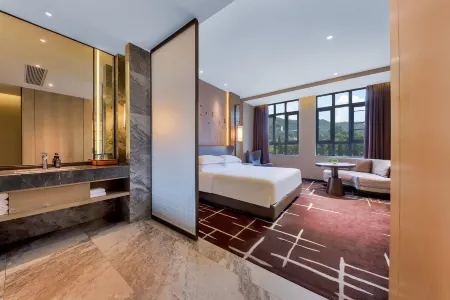 Layton Garden Inn Dongguan Fenggang Longfeng Villa
