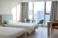 샹위에 호텔 (화이베이 사범대학교 빈후 캠퍼스)