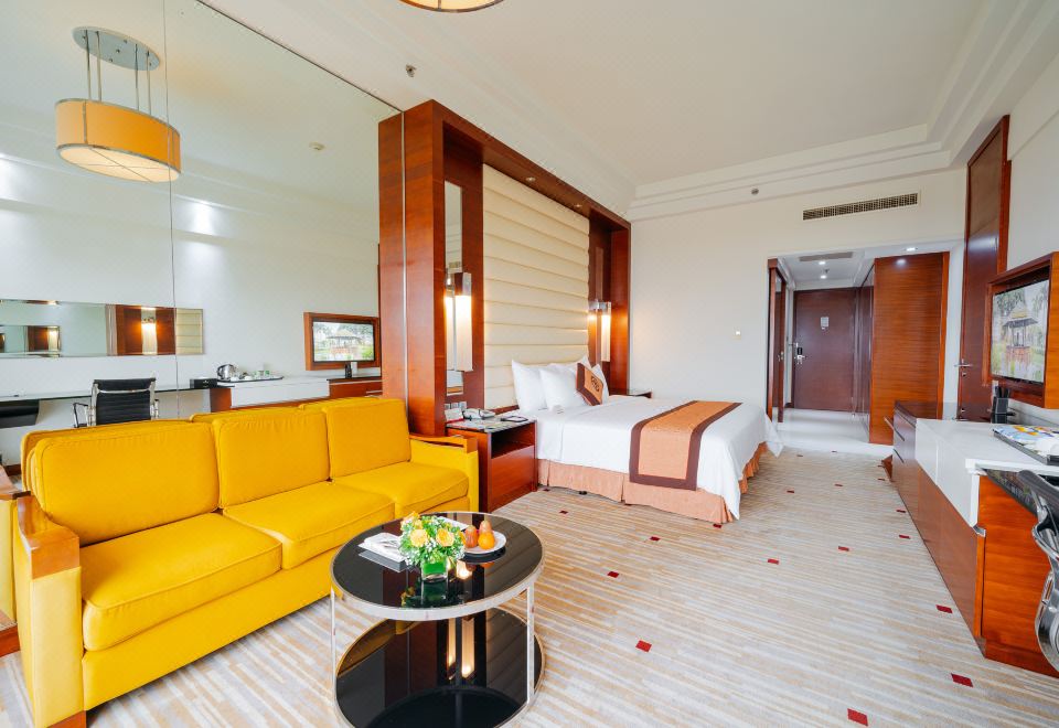 Vinpearl Resort & Spa H? LongOver view