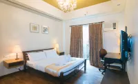 RedDoorz Premium @ Anisabel Suites Davao City