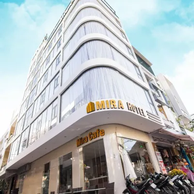 Mira Hotel Quy Nhon โรงแรมใกล้วิคทอรี่เมโมเรียล
