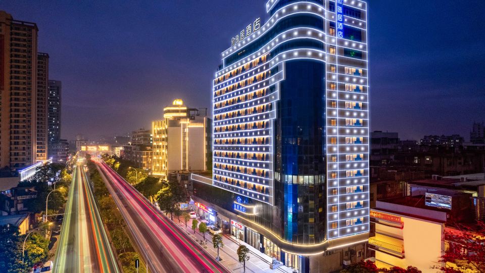 Shantou Yiju Hotel