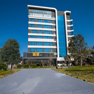 sen sui hotel Hotels near Outer Islands