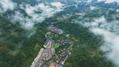 China Railway Huashuiwan Hot Spring Hotel Hotels in Floral Water Bay Hot Spring Resort