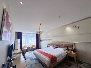 Longli Jiaxing Fashion Hotel