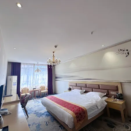 Longli Jiaxing Fashion Hotel