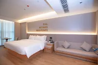 VYTEL Hotel (Jingjiang North City Park)