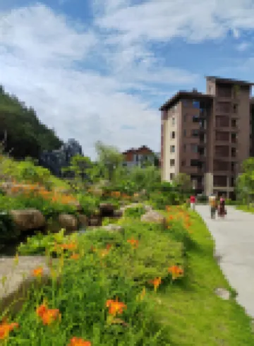 Huamu Guposhan Hot Spring B&B