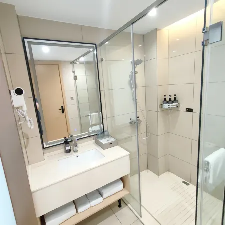Aloft Hotel Hotels in Chaling County
