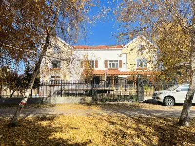 Burqin Mibei Boutique Homestay (Russian Style Pedestrian Street Branch)