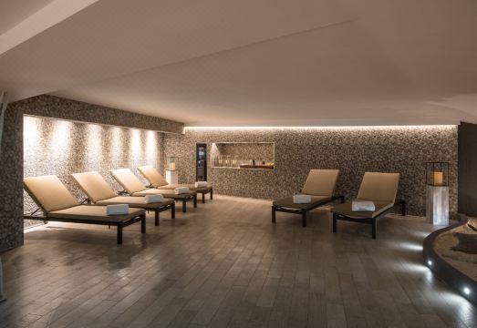 4. 카탈로니아 아테..