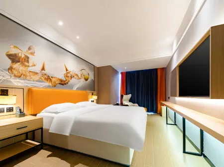 Yuecheng Lizhi Hotel (Tai'an Wanda Plaza Convention Center) Отели рядом с достопримечательностью «Mining Engineering Academy Resources and Environmental Engineering College»