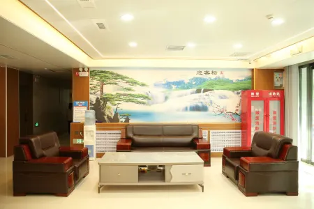 Baicheng County Fuyuan Hotel (Baicheng County Sports Plaza Branch)