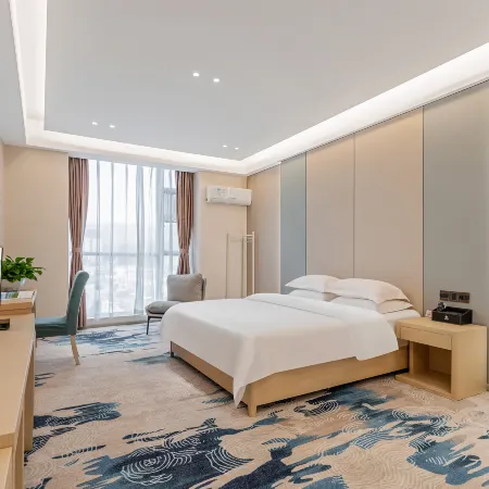 Huaning Hotel