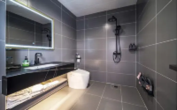 Dalian Airport Cherry Hotel