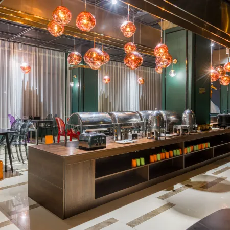 Elong Anyun Hotel (Sanmenxia City Government)