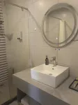 Home Inn Baiyun Hotel (Manzhouli Matryowa Plaza Wanda Branch) Hotels in Matryoshka Square/Wanda Plaza