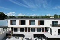 Nilka County Liangyan Zhuyu Homestay - 2 stelle