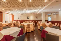 Shuiyang Yueming Holiday Hotel