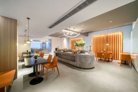 Weiran esports hotel Отели рядом с достопримечательностью «Taizhou University (Linhai Campus)»