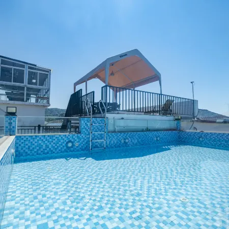 Suzhou Qixuan Homestay（taihuxishandaodian)