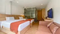 Tingjian·BuZhiZhou Brandy manor wild luxury private soup Homestay (Jinzhai Branch)