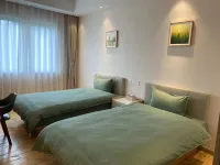 Banzhiya Chinese Inn Hotels near Qiangtang Grassland