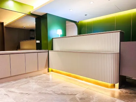 Days Fine Hotel Отели рядом с достопримечательностью «National Kaohsiung Center for the Arts-Weiwuying»