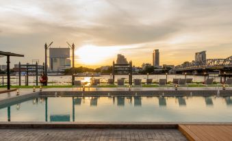 TARA Bangkok Riverside