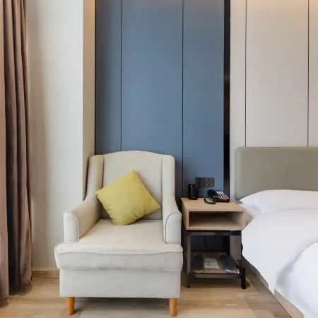 GEM HOTEL(Anhui Finance＆Trade Vocational College,Anhui University Qingyuan Campus Station)