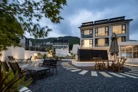 SilentSpaceHomestay·Zhujiajian Xiaowushitang Store Отели рядом с достопримечательностью «zhang zhou wan»