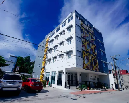 Belltower CSheLi Suites Bantay - Vigan Hotels in Bantay
