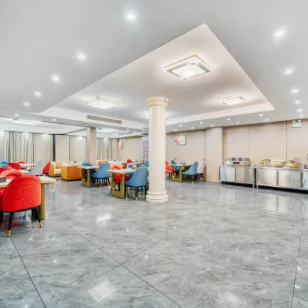 Hanfu International Hotel (Yancheng Station Institute of Technology)