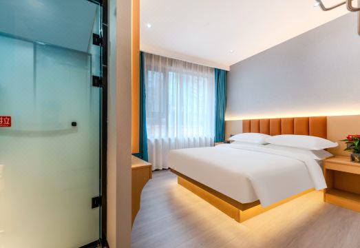 대안탑 근처 호텔