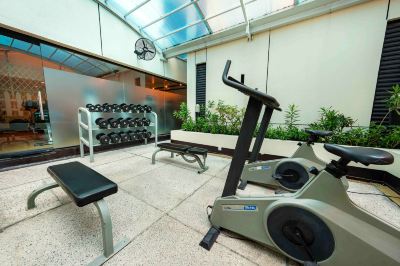 ジム サイゴン プリンス ホテル(旧ダクストン ホテル サイゴン)の写真