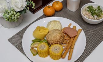Vienna Hotel (Duolun Branch)