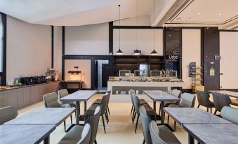 Urba Hotel (Qingyuan Shunying Shidaiguangchang Qingcheng Station)
