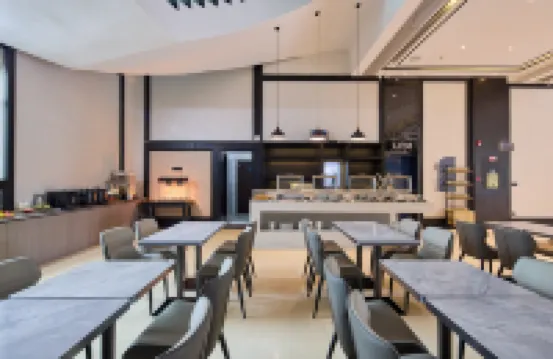 柏納酒店（清遠順盈時代廣場清城站店）