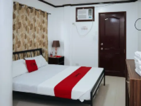 RedDoorz Plus @ Billys Resort Oslob Hoteles en Oslob