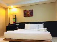 Bangkok Travel Suites Hotel