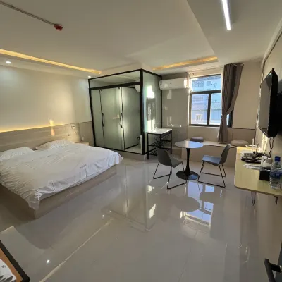 Tonghai Jiachen Hotel