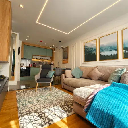 Modern Harmony -Your Luxury Retreat