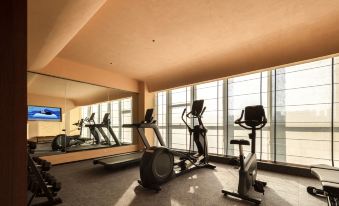 Atour Hotel Wenzhou South Station Yintai Department Store