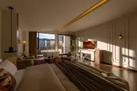 Yixin Moon Earthly HYGGE|Space Art Hotel (Dukezong Ancient City Prayer Wheel Store)