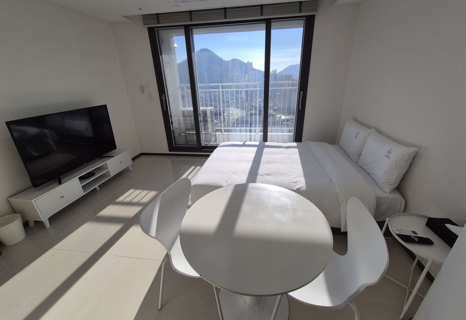 W 스테이 부산 시청점 객실 내부